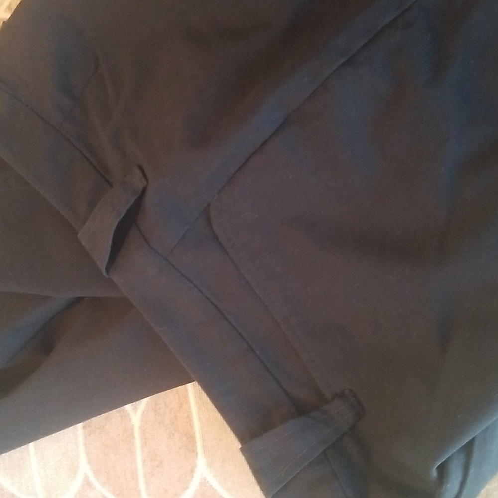 NWOT Northern Isles Black Trousers size 6